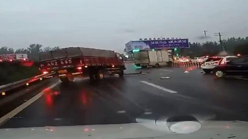 吃瓜群众大货车