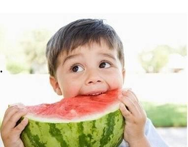 奇葩美术作业带你吃瓜