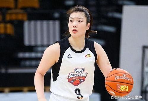 吃瓜女篮李梦,吃瓜女篮的崛起与蜕变