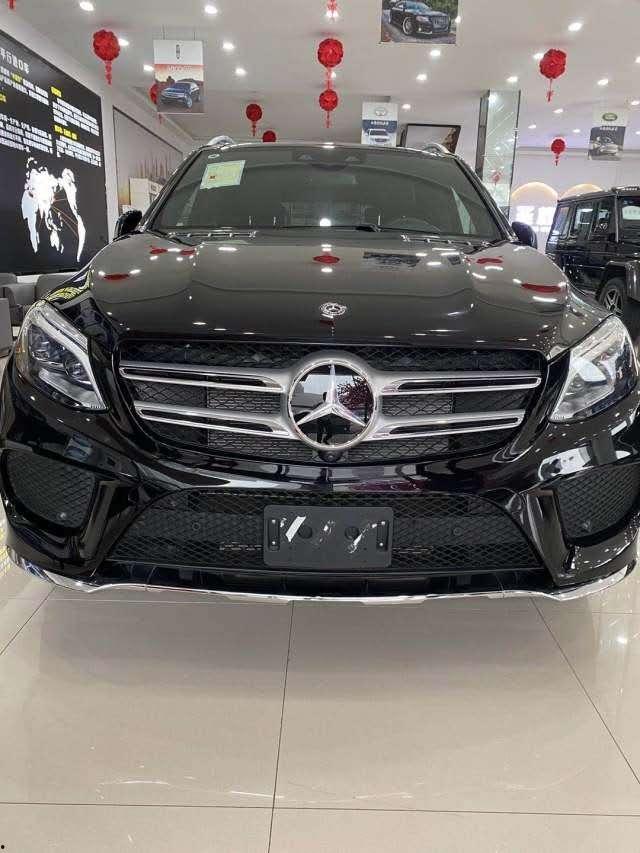 卡宴吃瓜,揭秘娱乐圈的甜蜜与苦涩  第2张