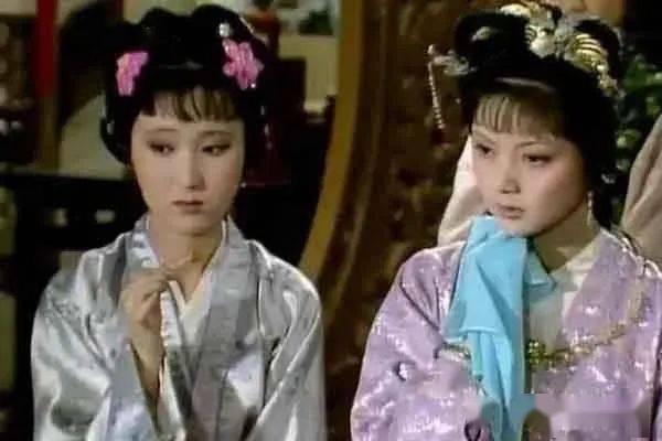 易夫人吃瓜  第2张